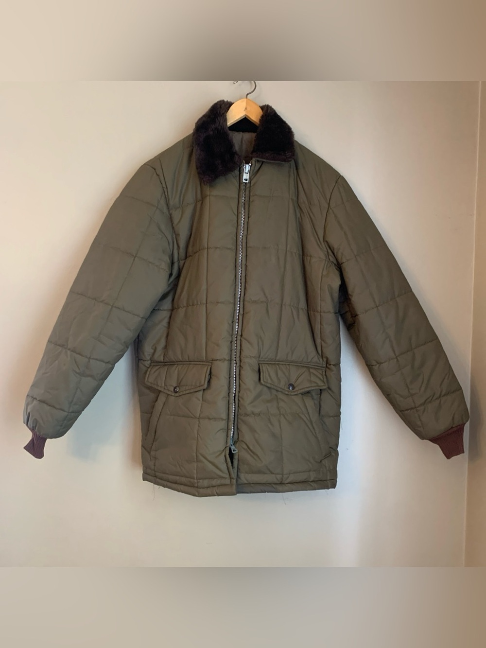 Vtg Quilted Chore Barn Utility Coat Brown Winter Jacket Big Metal 2 Way Zipper
